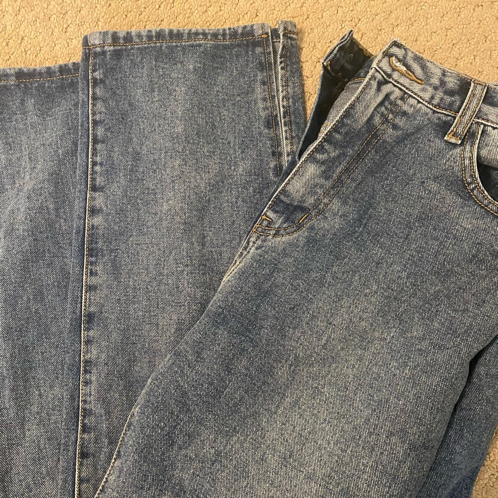 PRETTY LITTLE THING JEANS